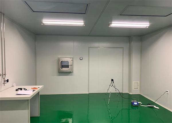 潔凈廠房?jī)艋こ淌┕ず蜐崈糗囬g凈化施工價(jià)格_磊建凈化